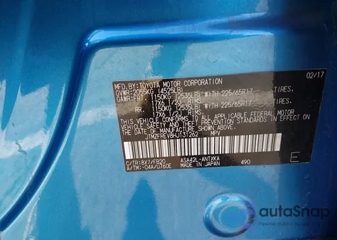 2017 Toyota Rav4 Le z USA, uszkodzony, nr VIN JTMZFREV8HJ131262